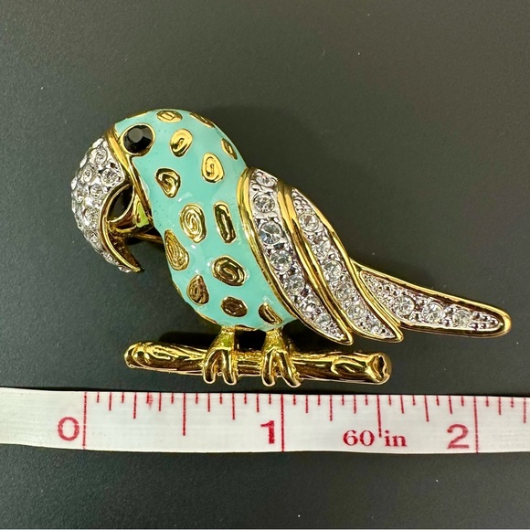 ENAMEL PARROT PIN - Picture 3 of 5